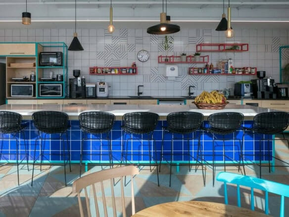 תמונה של המטבח במשרד