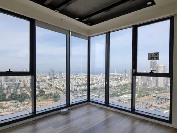 150-1630 מ"ר להשכרה בבורסה