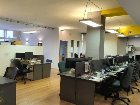 100 מ"ר להשכרה בבורסה