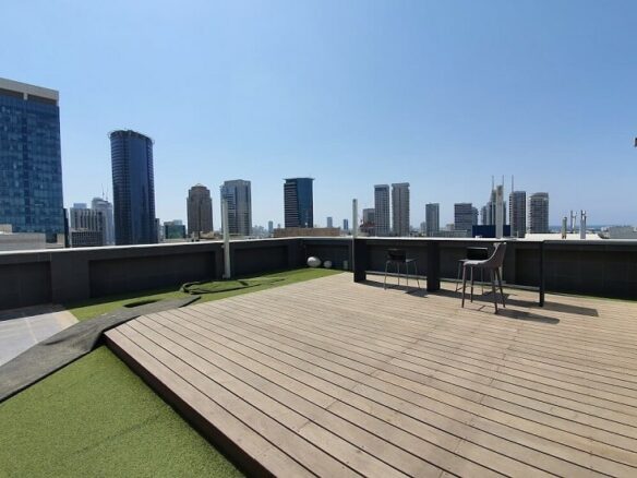 555 מ"ר להשכרה בבורסה