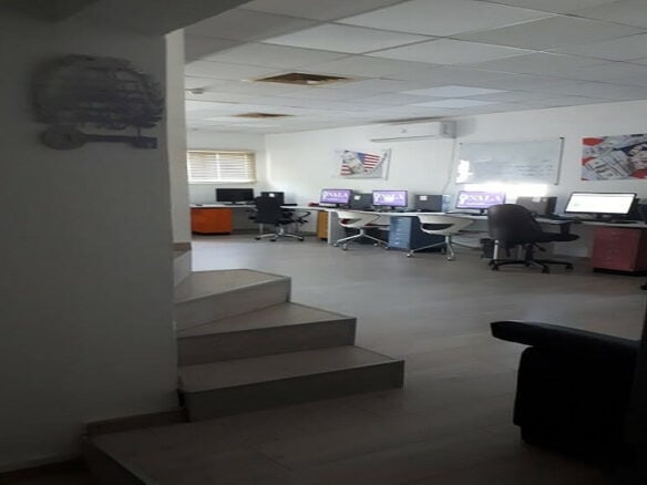 94 מ"ר להשכרה בבורסה