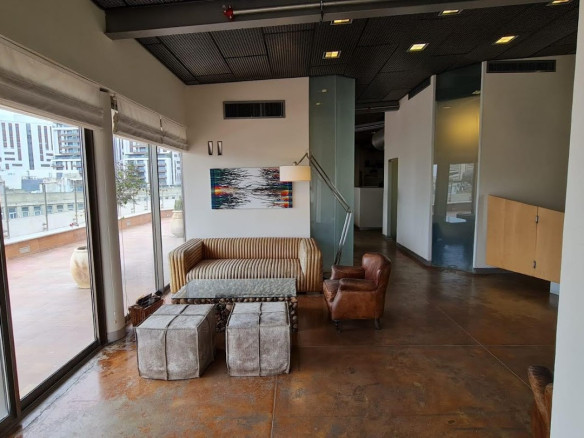 אזור לאונג'- אופן ספייס