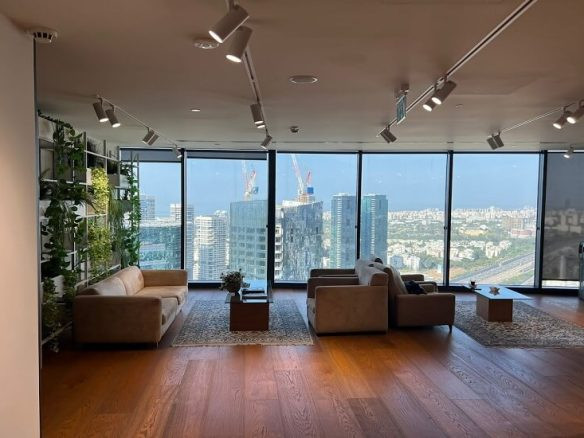 700 מ"ר להשכרה בבורסה