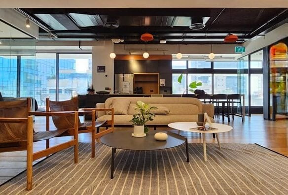 לאונג' צמוד למטבח