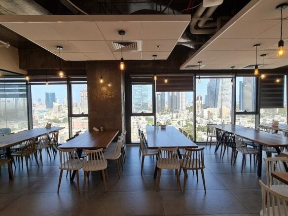 מקומות אוכל/ אזור לאונג'