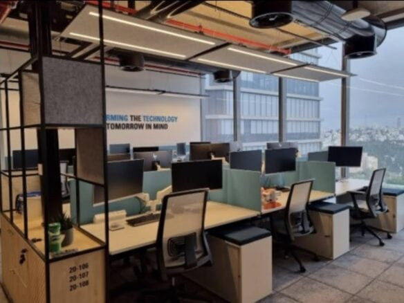 עמדות עבודה באופן ספייס