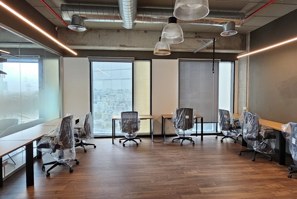 אופן ספייס במשרד