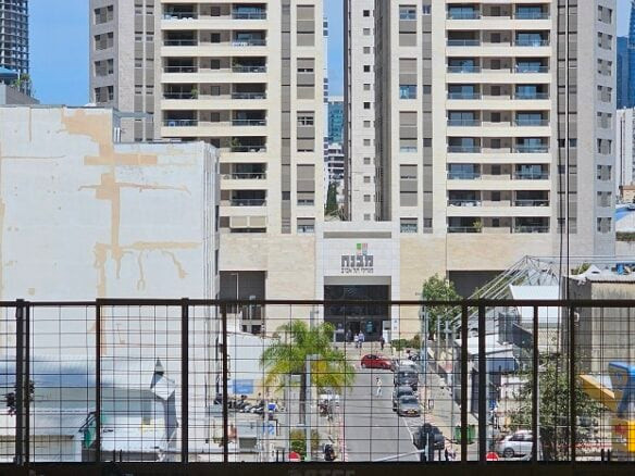 מתחם הסוללים- משרדים להשכרה