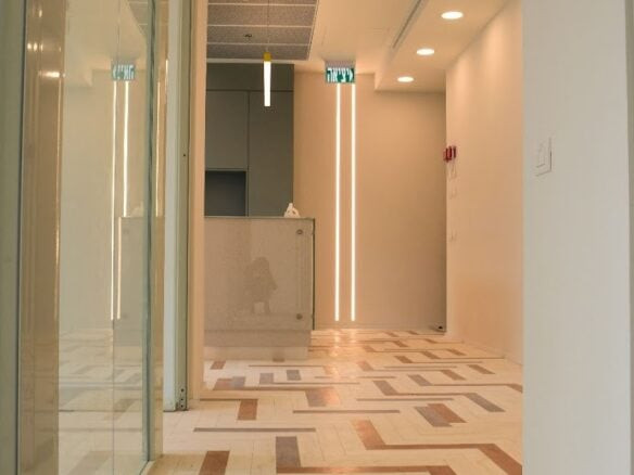 מסדרון וחלוקה לחדרים