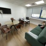 חדר עבודה גדול/ חדר מנהל