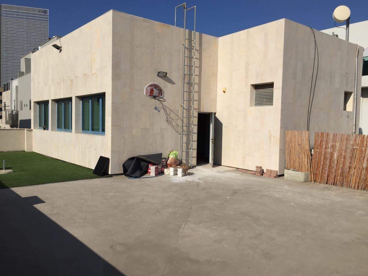 מרפסת פרטית מרפסת פרטית