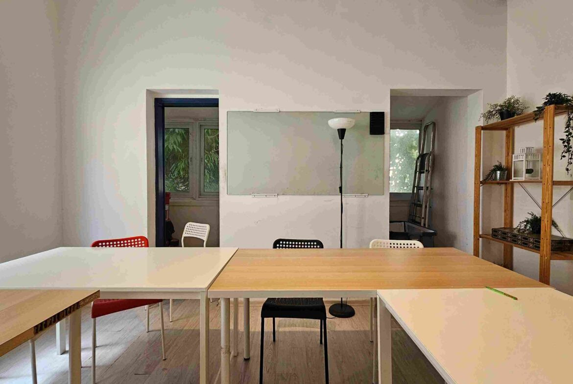 עמדות עבודה במשרד זול בלב העיר