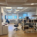 משרד יפה במגדל בבורסה פז עמדות עבודה