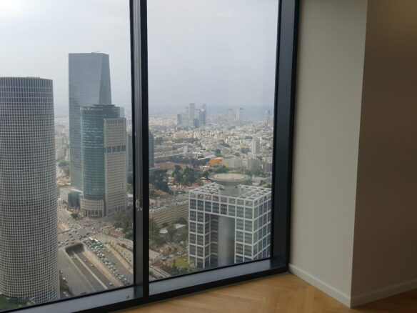 נוף מהמם מהמשרד- מידטאון, קומה גבוהה