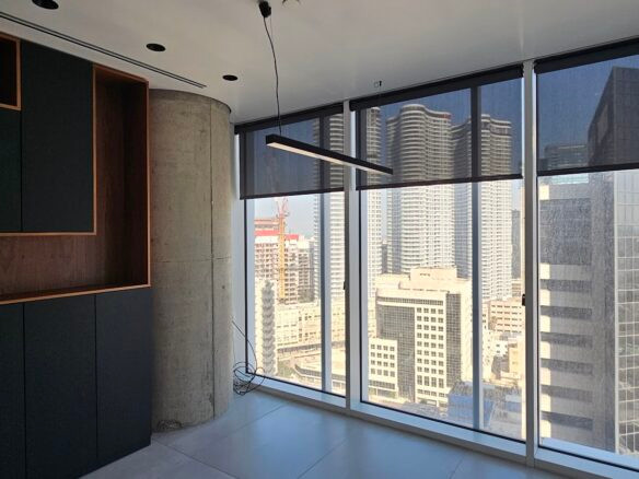 חלוקה פנימית- משרד להשכרה במגדל אקרו