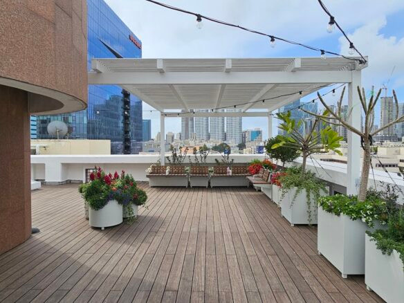 מרפסת פרטית