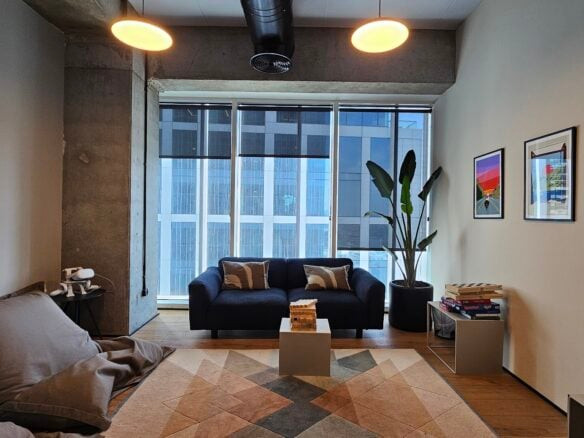 אזור לאונג'/ סלון