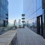 מרפסת נדירה פרטית של המשרד