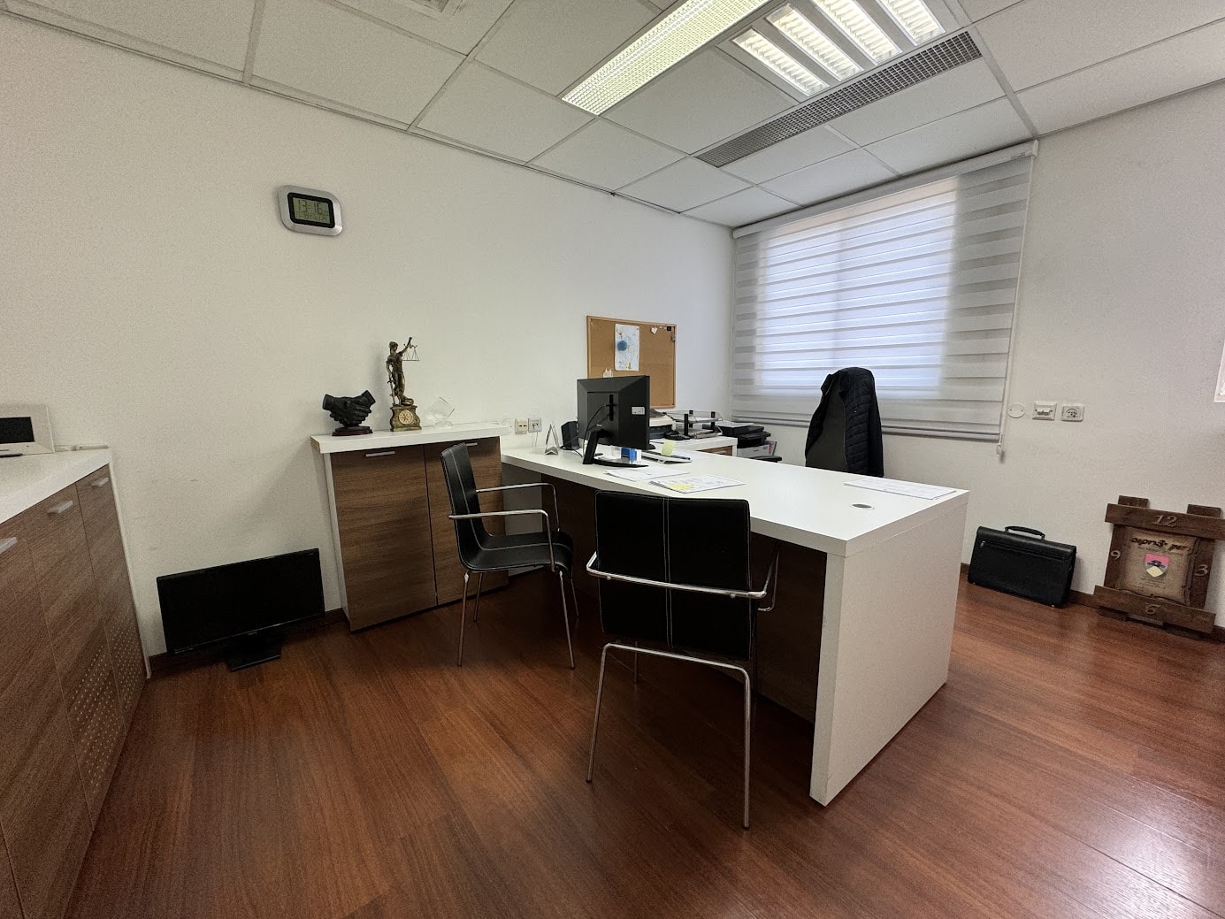 חדר עבודה במשרד חדר עבודה במשרד