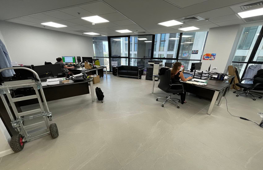 משרד 150 מ"ר להשכרה בבית קרדן