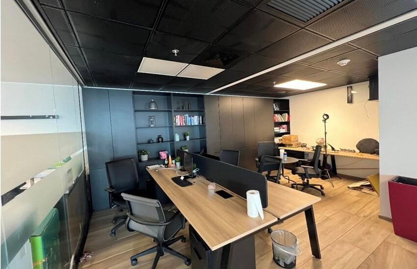 משרד 160 מר להשכרה בקומה גבוהה במידטאון