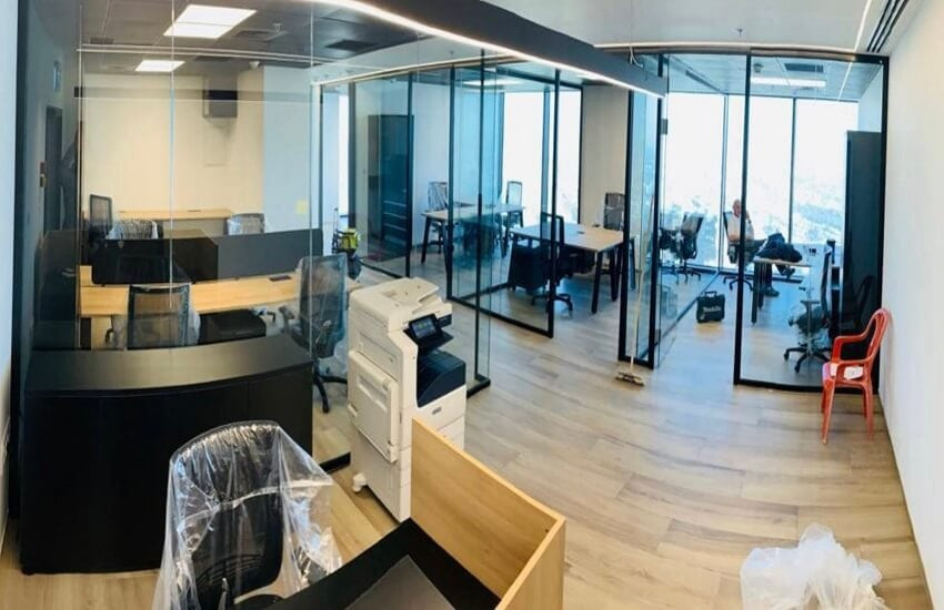 משרד 160 מר להשכרה בקומה גבוהה במידטאון