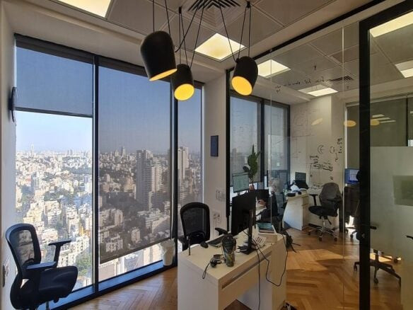 משרד 235 מ״ר להשכרה בקומה גבוהה במגדל המידטאון