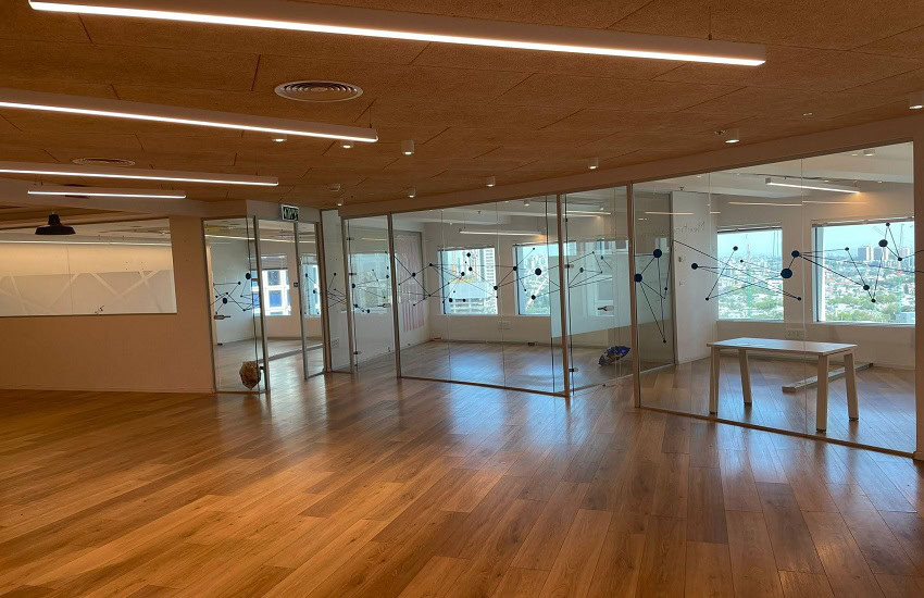 משרד 380 מ"ר להשכרה במגדל עזריאלי העגול