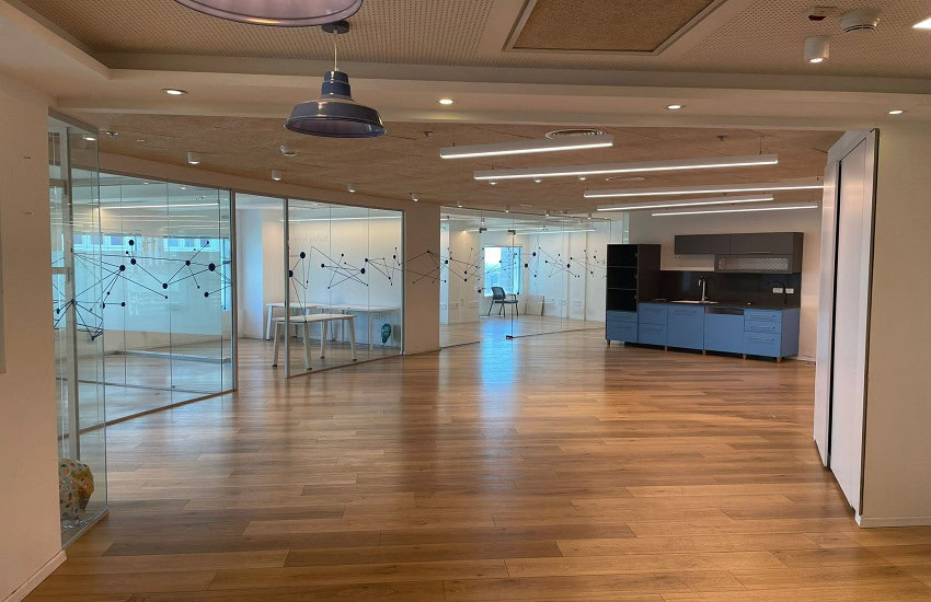 משרד 380 מ"ר להשכרה במגדל עזריאלי העגול