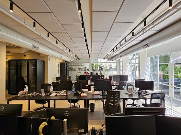 להשכרה 500 מ"ר משרד פלאג אנד פליי במסגר - אופן ספייס