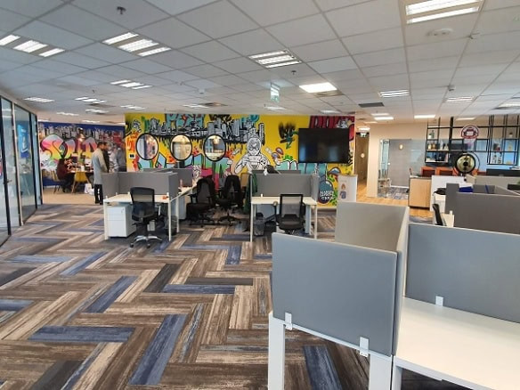 להשכרה 390 מר במגדלי עזריאלי אופן ספייס גדול