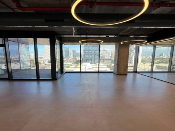 290 מר במגדל סוזוקי - אופן ספייס