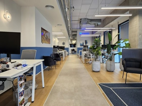 משרד מרוהט במגדל רסיטל