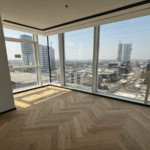 145 מר במגדל סקיי - חדר עבודה עם נוף