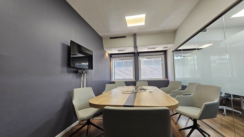 250 מר ברחוב החשמונאים - חדר ישיבות