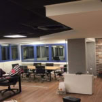 משרד עם מרפסת במונטיפיורי - אופן ספייס