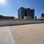 משרד קטן במונטיפיורי להשכרה - גג