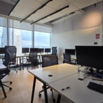 164 מר במגדל ספיר - חדר צוות עמדות עבודה