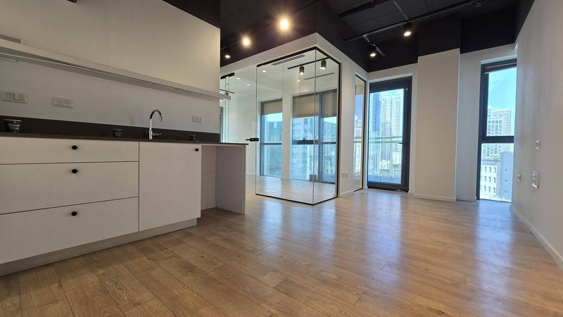 88 מר בבורסה כניסה