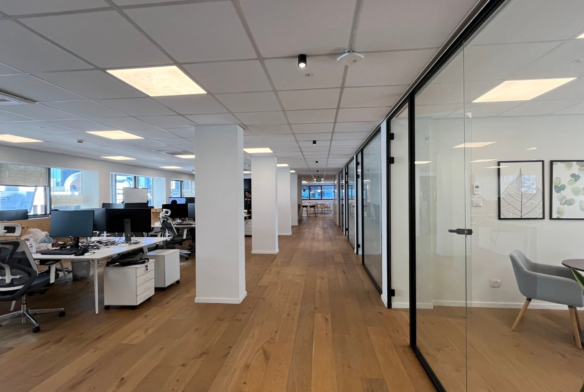 אופן ספייס משרד להשכרה 350 מר בפארק שרונה תל אביב