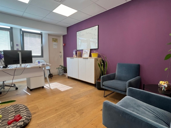 חדר עבודה משרד להשכרה 350 מר בפארק שרונה תל אביב