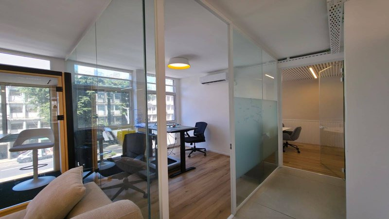 130 מר בחשמונאים - עמדות עבודה