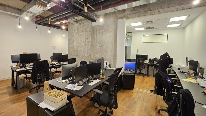 160 מר משרד במידטאון - אופן ספייס עמדות עבודה