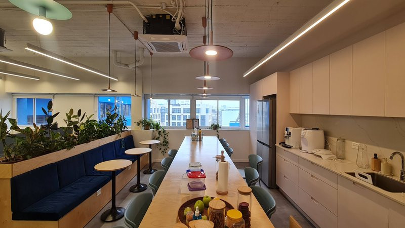 200 מר מרוהט בשרונה - מטבח ופינת אוכל