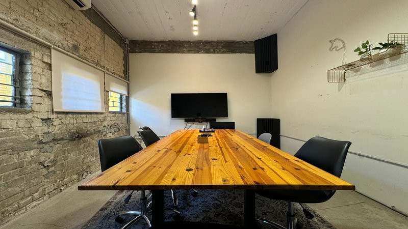 250 מר בשכונת מונטיפיורי - חדר ישיבות גדול