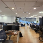 585 מר במגדל מילניום מרוהט - עמדות עבודה