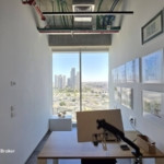 75 מר במגדל WE - חדר עבודה