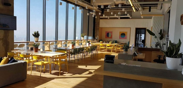 אופן ספייס משרד מרוהט להשכרה במנחם בגין 144 ת״א, wework