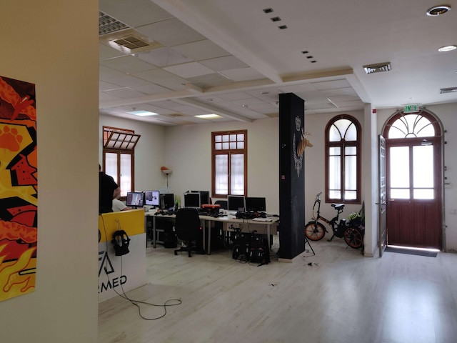 אופן ספייס משרד קרקע להשכרה בבלפור 15 ת״א, 220 מר