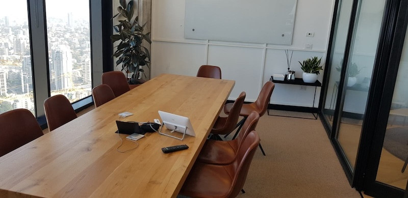 חדר ישיבות משרד מרוהט להשכרה במנחם בגין 144 ת״א, wework